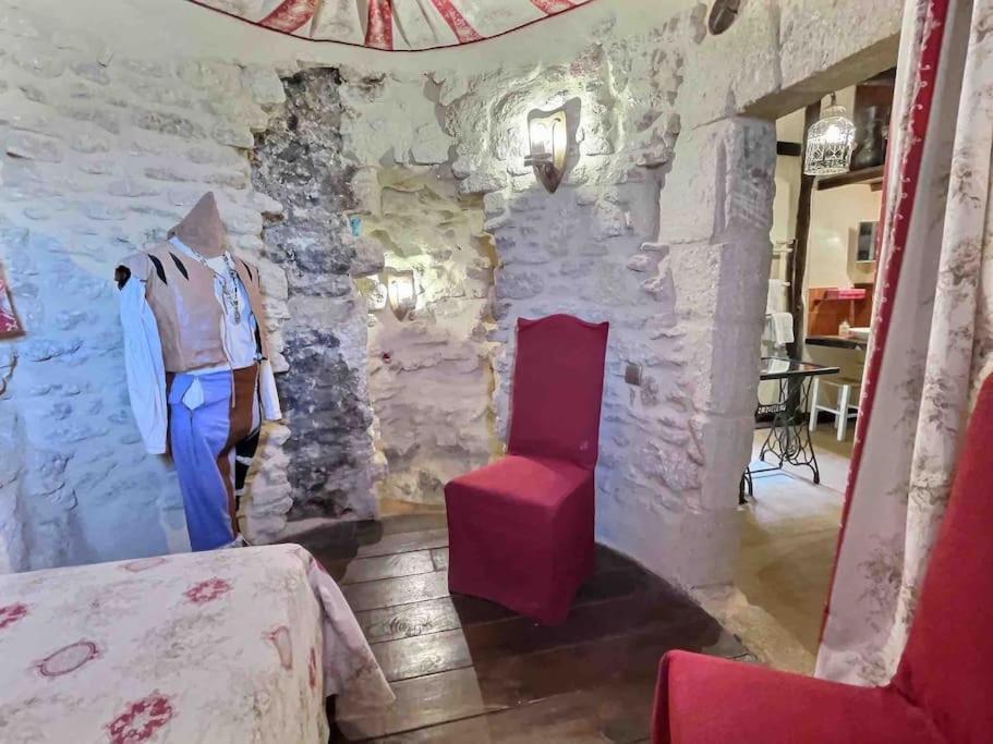 Chez Lydia - Osez La Vie De Chateau ! Pont Du Gard, Uzes Remoulins Ngoại thất bức ảnh