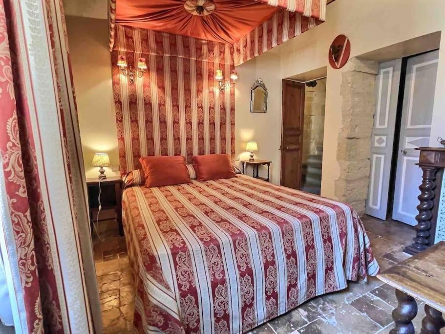 Chez Lydia - Osez La Vie De Chateau ! Pont Du Gard, Uzes Remoulins Ngoại thất bức ảnh